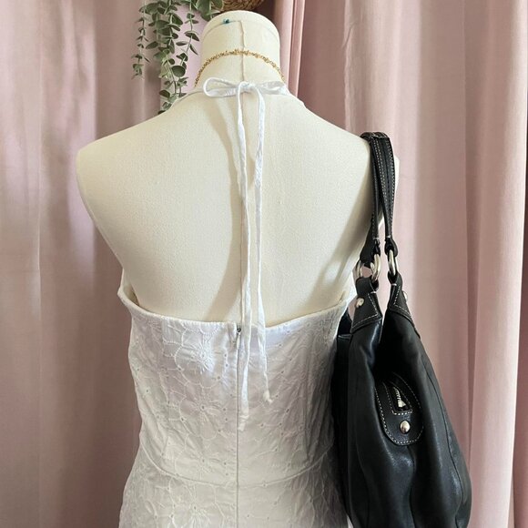 Vintage Laura White Lace Halter Backless Dress - Picture 3 of 6